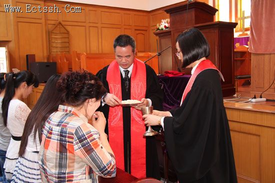 华东神学院举行圣乐科校友返校活动 华东神学院举行圣乐科校友返校活动